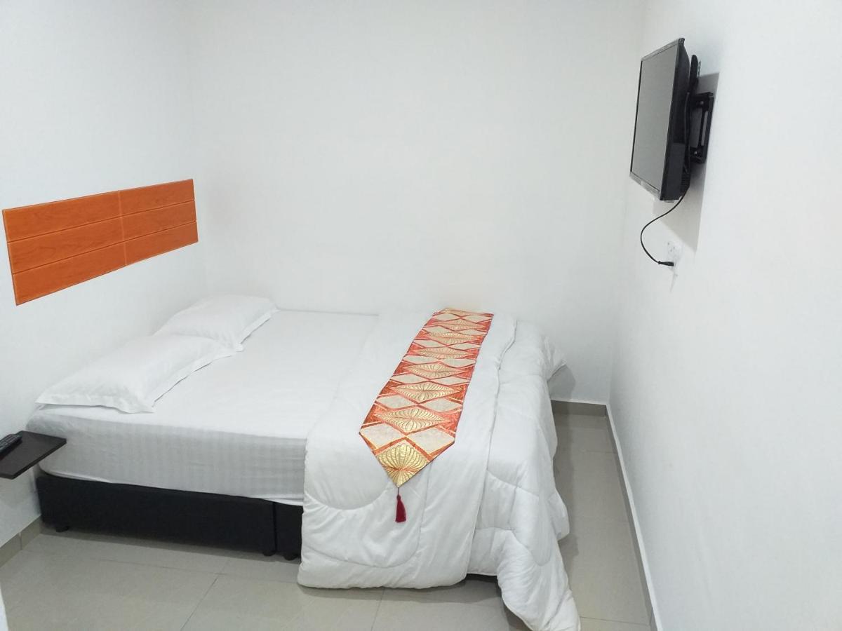 Orange Villa Hotel Near Palm Mall Seremban Exterior photo
